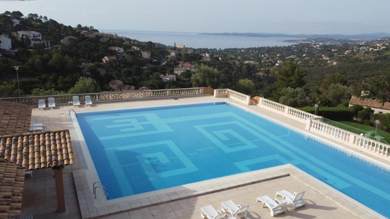 Les Issambres Appart 6 Pers Grande Terrasse Superbe Vue Mer Et Golfe De Saint Tropez, Piscine Buitenkant foto